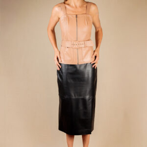 Saia Reta Midi com Fenda Frontal - Cor: Preta