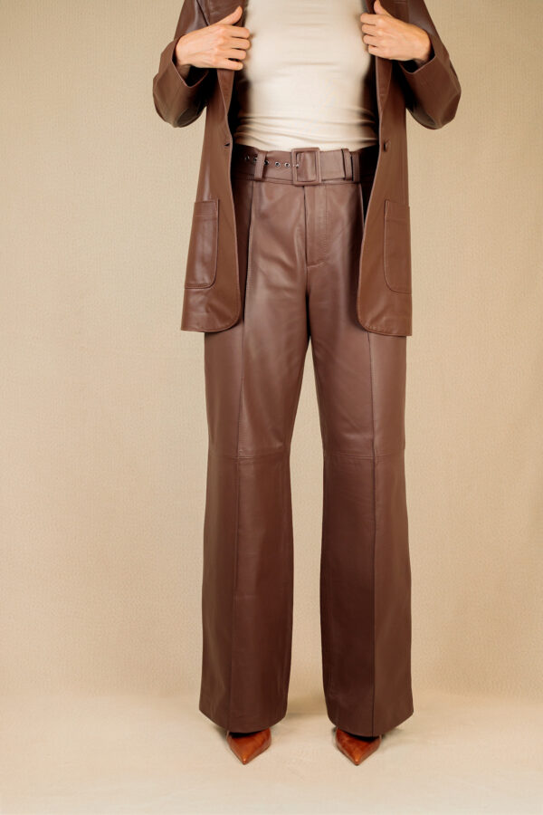 Calça Pantalona com Cinto