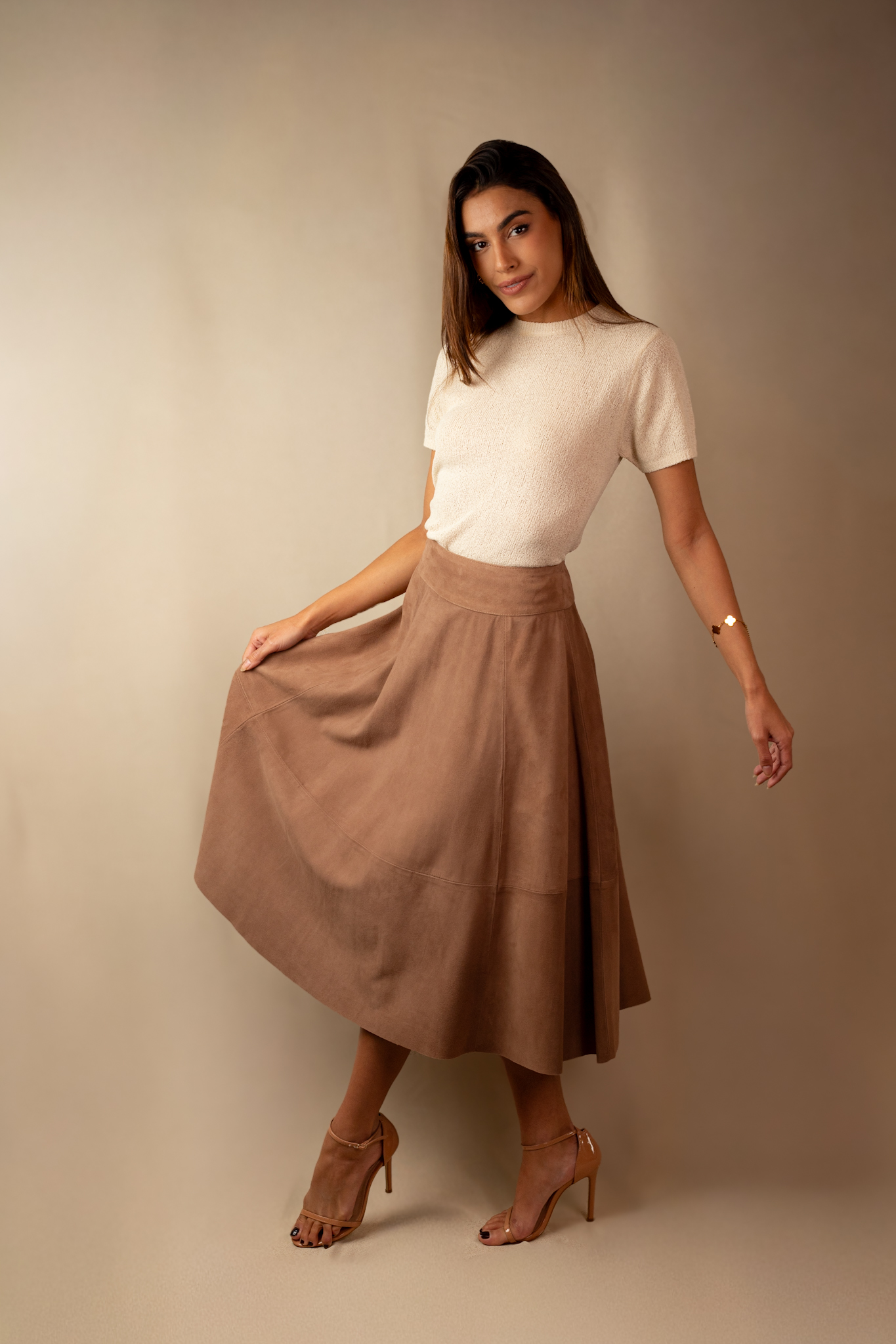 Saia Midi Godê - Cor: Fossil - Imagem 2
