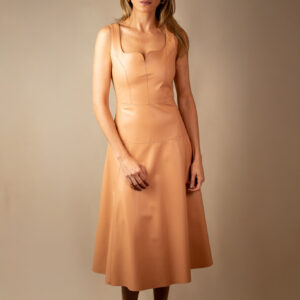 Vestido Decote Quadrado Arredondado