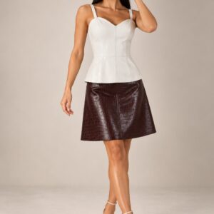 Blusa peplum com alças em couro off white — SKN Ateliê do Couro